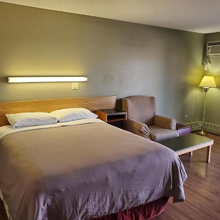 Stars Inn - Motel Fort Saskatchewan Εξωτερικό φωτογραφία